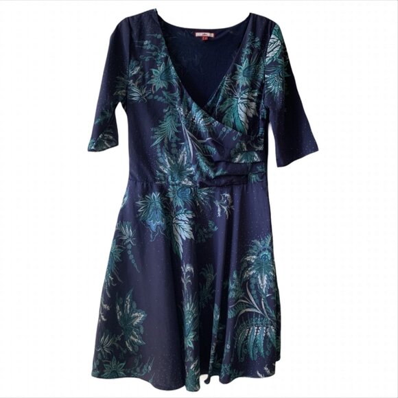 💙 Elegant Floral Paisley Faux Wrap Dress – Feminine & Flattering! 💙 - Picture 1 of 4
